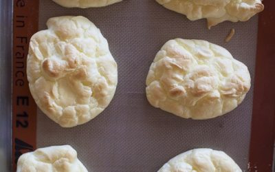 Low-Carb Cheesy Cloud Buns